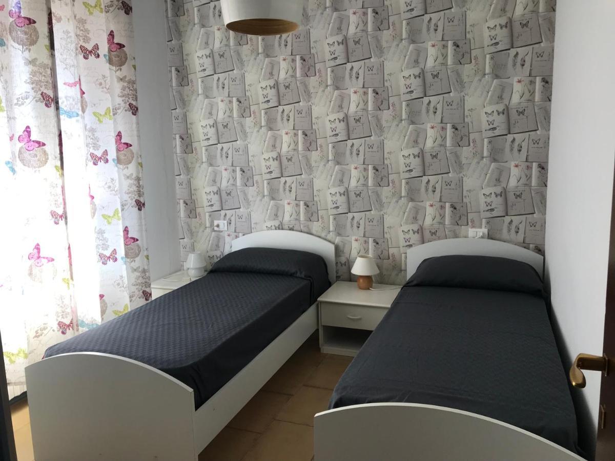 Blue Shades Apartment Бордихера Екстериор снимка